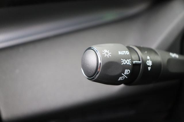 Peugeot 308 GT Hybrid 145 hp e-DSC6 