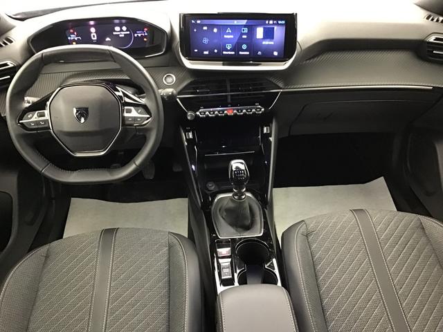 Peugeot 2008 Allure 1.2 Gasoline 102hp 