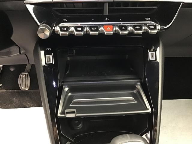 Peugeot 2008 Allure 1.2 Gasoline 102hp 