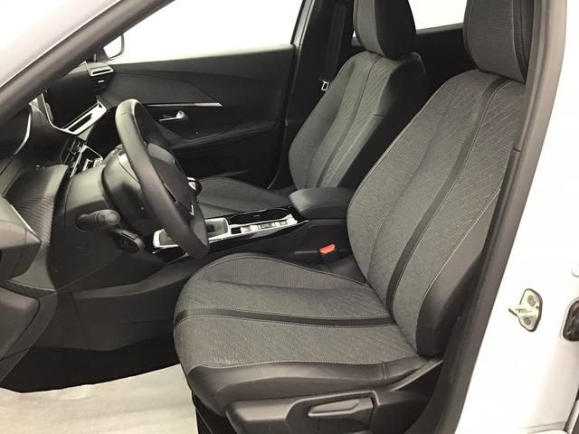 Peugeot 2008 Allure 1.2 Gasoline 102hp 