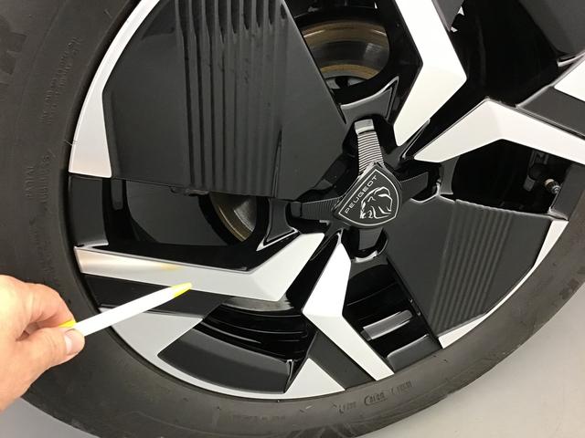 Peugeot 2008 Allure 1.2 Gasoline 102hp 