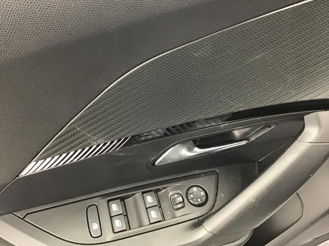 Peugeot 2008 Allure 1.2 Gasoline 102hp 