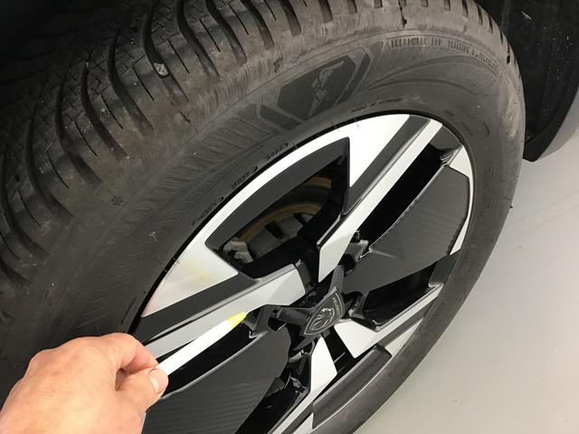 Peugeot 2008 Allure 1.2 Gasoline 102hp 