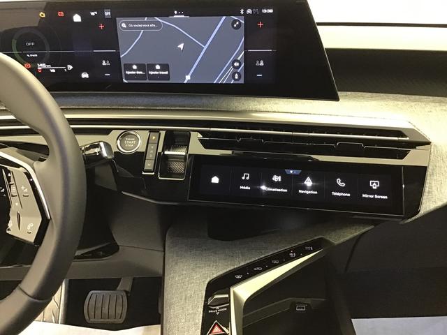 Peugeot 3008 Allure 1.2 Hybrid Electric/Gasoline 147hp 