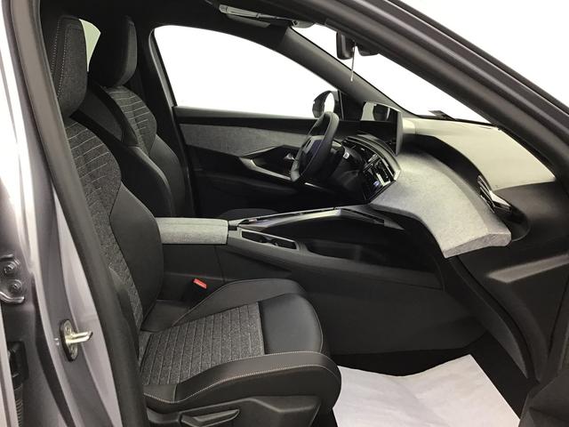 Peugeot 3008 Allure 1.2 Hybrid Electric/Gasoline 147hp 