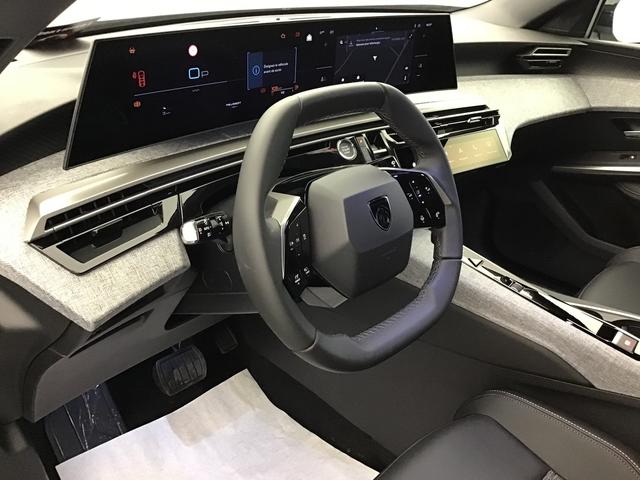 Peugeot 3008 Allure 1.2 Hybrid Electric/Gasoline 147hp 