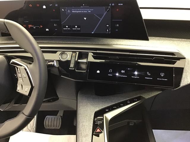 Peugeot 3008 Allure 1.2 Hybrid Electric/Gasoline 147hp 