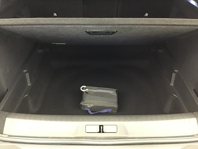 Peugeot 3008 GT 1.2 Hybrid Electric/Gasoline 147hp 