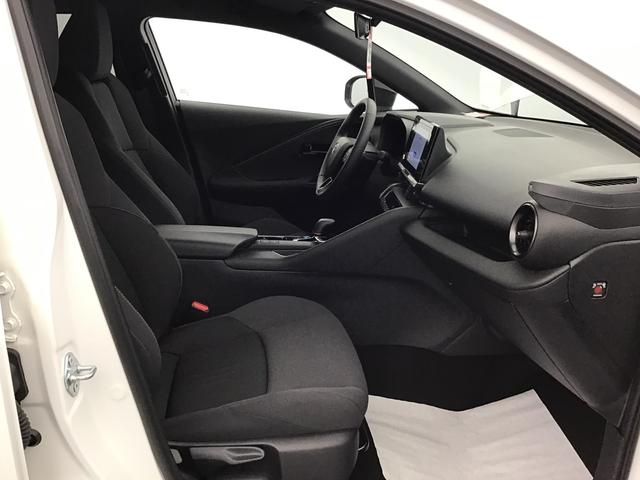 Toyota C-HR Design 2.0 Plug-in Hybrid Gasoline 228hp 