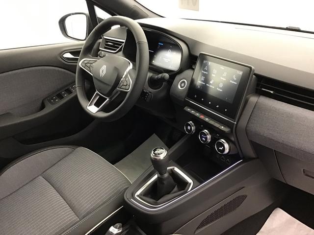 Renault Clio Techno 1.0 GASOLINE 90hp 