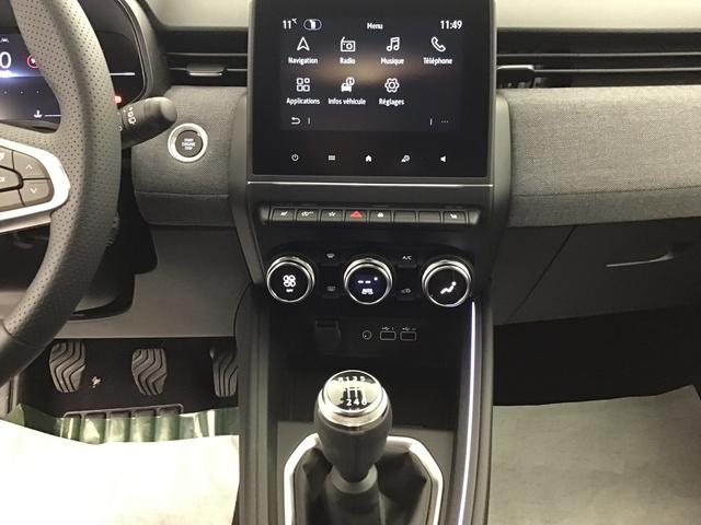 Renault Clio Techno 1.0 GASOLINE 90hp 