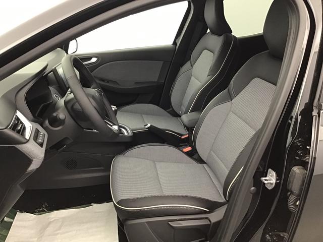 Renault Clio Techno 1.0 GASOLINE 90hp 