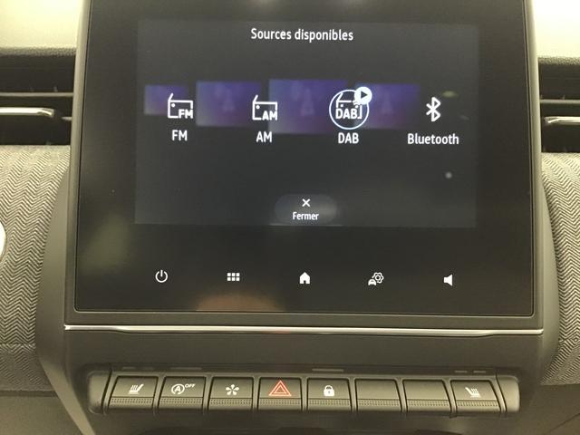 Renault Clio Techno 1.0 GASOLINE 90hp 