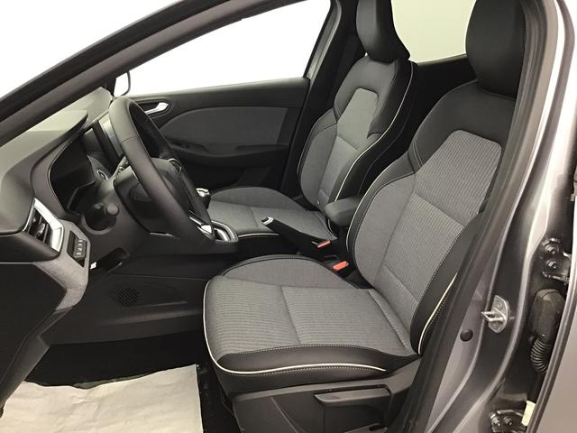 Renault Clio Techno 1.0 GASOLINE 90hp 