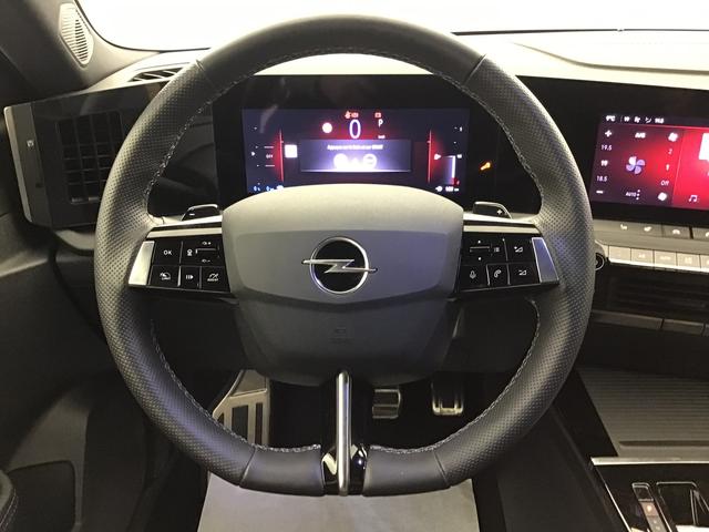 Opel Astra GS 1.6 PHEV/GASOLINE 180hp 