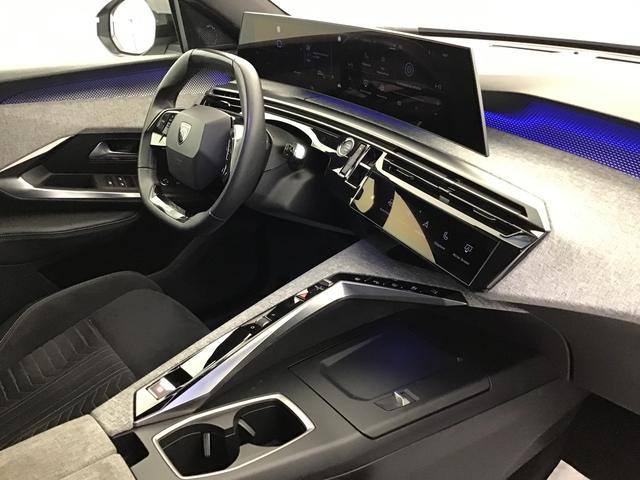 Peugeot 3008 GT 1.2 HEV/GASOLINE 145hp 