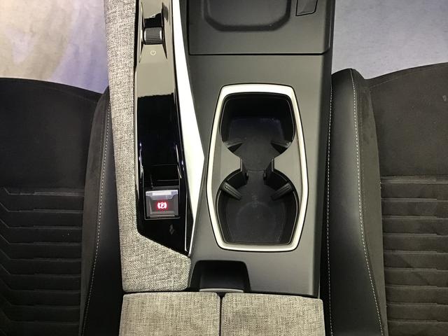 Peugeot 3008 GT 1.2 HEV/GASOLINE 145hp 