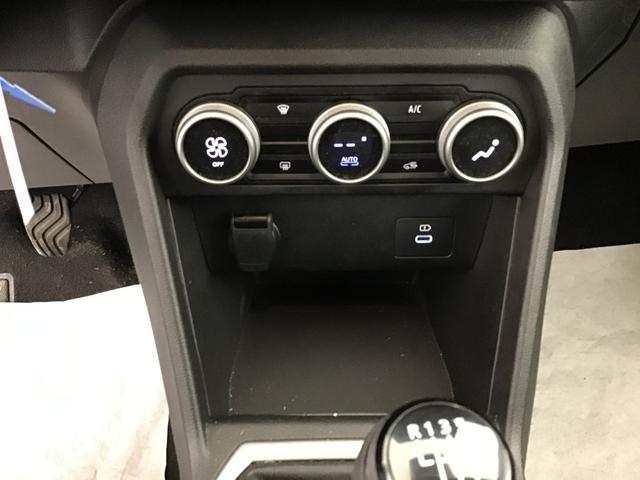 Dacia Sandero Expression 1.0 GASOLINE 90hp 