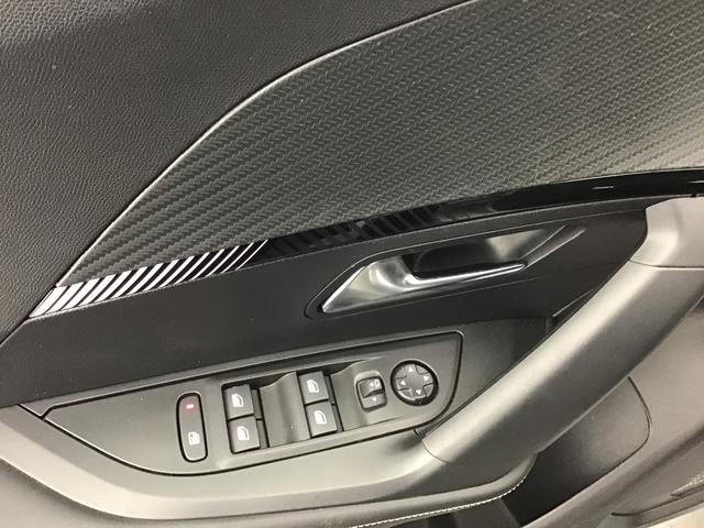 Peugeot 2008 Allure 1.2 GASOLINE 100hp 