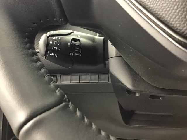 Peugeot 2008 Allure 1.2 GASOLINE 100hp 