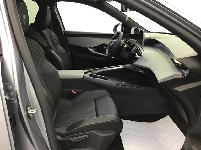 Peugeot 3008 GT 1.2 Hybrid Electric/Gasoline 147hp 