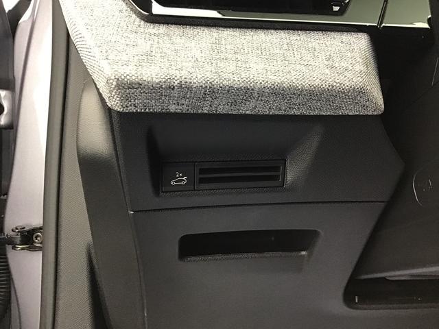 Peugeot 3008 GT 1.2 Hybrid Electric/Gasoline 147hp 