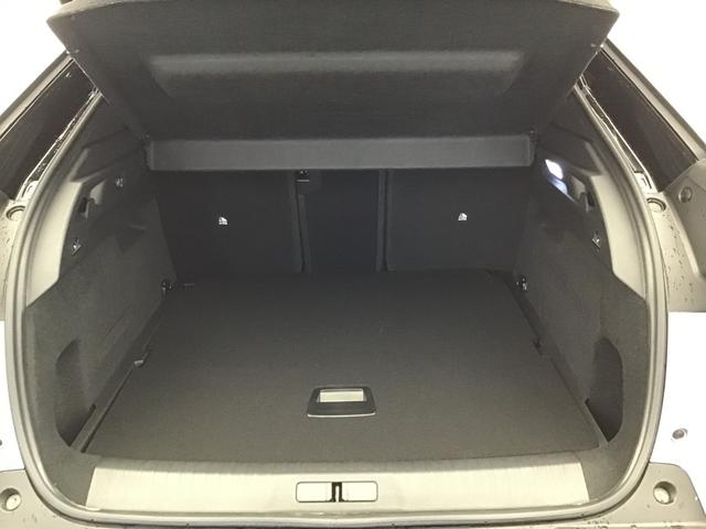 Peugeot 3008 GT 1.2 Hybrid Electric/Gasoline 147hp 