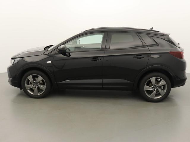 Opel Grandland GS 1.2 GASOLINE 130hp 