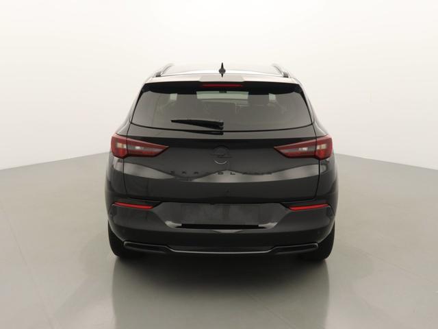 Opel Grandland GS 1.2 GASOLINE 130hp 