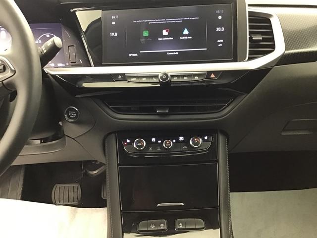 Opel Grandland GS 1.2 GASOLINE 130hp 