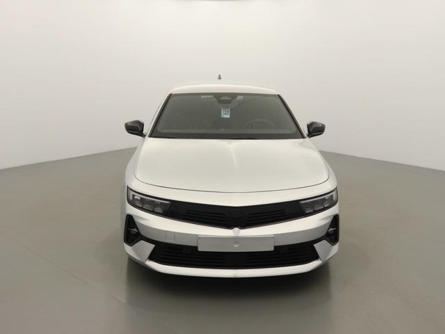 Opel Astra GS 1.2 GASOLINE 130hp 