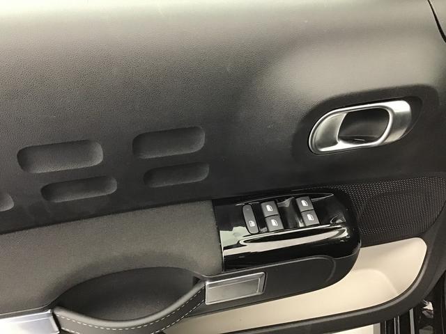 Citro&euml;n C3 MAX 1.2 GASOLINE 83hp 