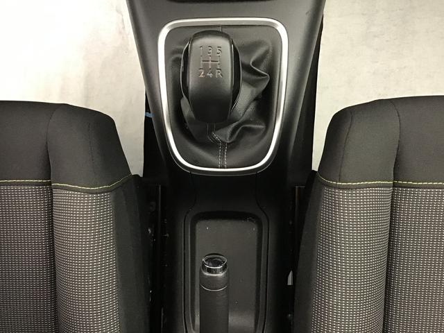 Citro&euml;n C3 MAX 1.2 GASOLINE 83hp 