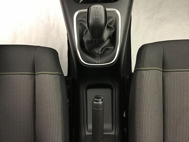 Citro&euml;n C3 MAX 1.2 GASOLINE 83hp 