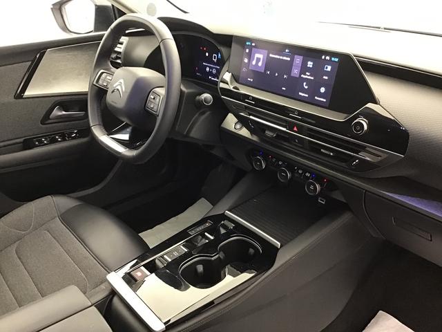 Citro&euml;n C5 X Feel 1.2 Gasoline 132hp 