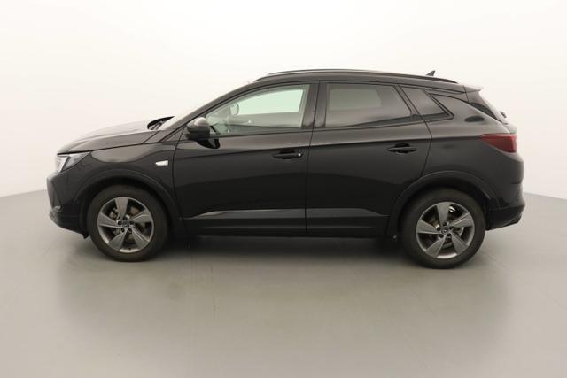 Opel Grandland GS 1.2 GASOLINE 130hp 