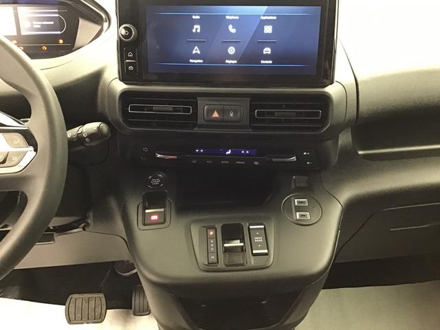 Peugeot Partner Kastenwagen FOURGON BlueHDI 130 EAT8 