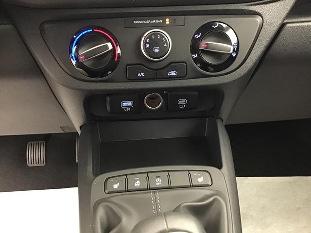 Hyundai i10 SELECT 1.0 GASOLINE 63hp 