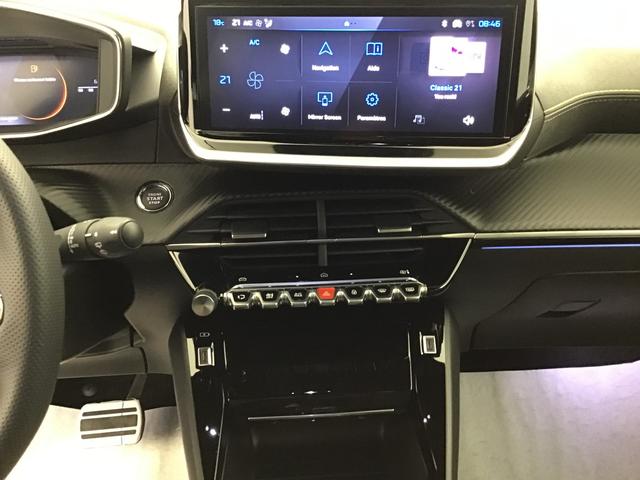 Peugeot 2008 GT 1.2 HEV/GASOLINE 136hp 