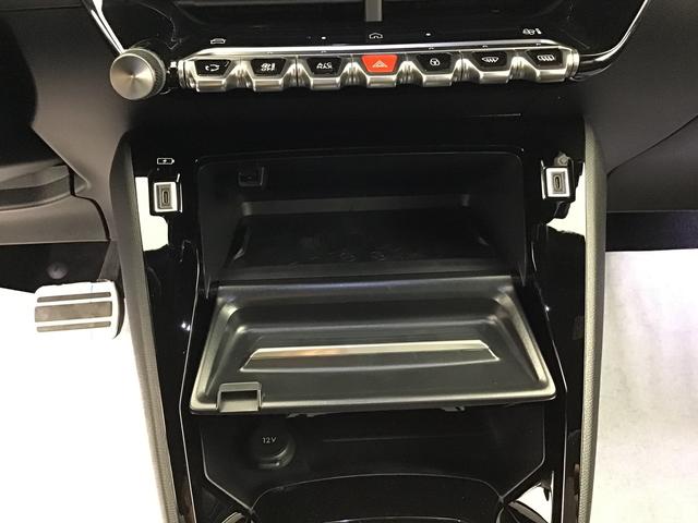 Peugeot 2008 GT 1.2 HEV/GASOLINE 136hp 