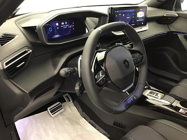Peugeot 2008 GT 1.2 HEV/GASOLINE 136hp 