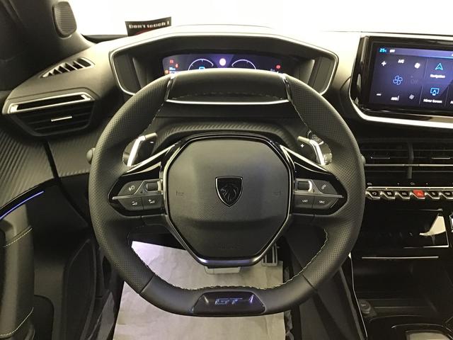 Peugeot 2008 GT 1.2 HEV/GASOLINE 136hp 