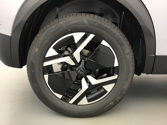 Peugeot 2008 GT 1.2 HEV/GASOLINE 136hp 