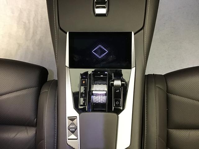 DS Automobiles 4 OPERA 1.2 Gasoline 132hp 