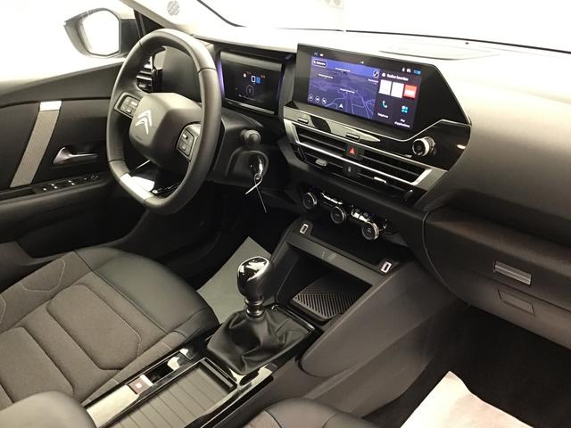 Citro&euml;n C4 FEEL PACK 1.2 GASOLINE 130hp 