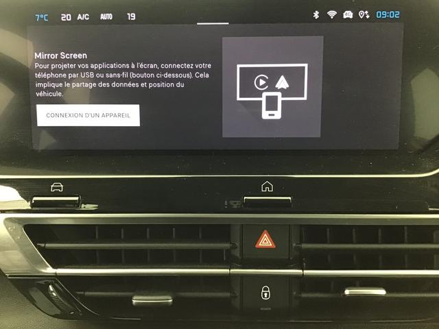 Citro&euml;n C4 FEEL PACK 1.2 GASOLINE 130hp 