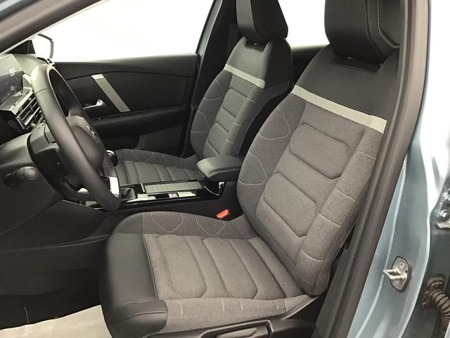 Citro&euml;n C4 FEEL PACK 1.2 GASOLINE 130hp 