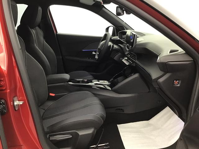 Peugeot 2008 GT 1.2 HEV/GASOLINE 136hp 