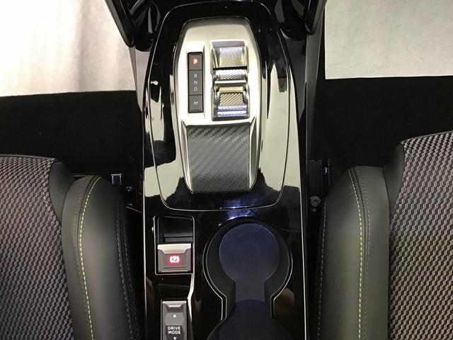 Peugeot 2008 GT 1.2 HEV/GASOLINE 136hp 