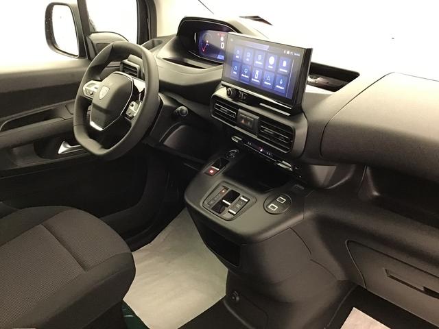 Peugeot Partner Kastenwagen Standard 1.5 DIESEL 130hp 